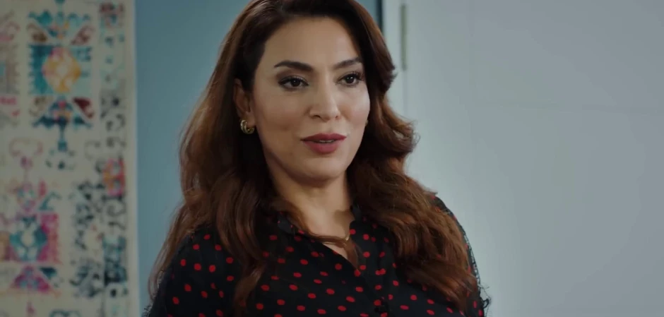 Невеста - кадры из 329 серии