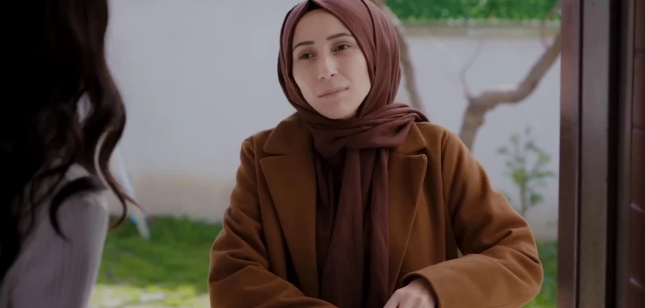 Невеста - кадры из 398 серии